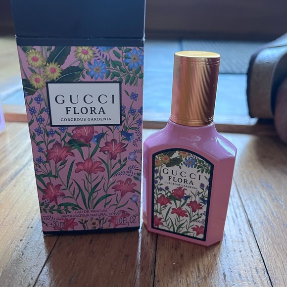 Pink bundle 2 - Picture 4 of 8